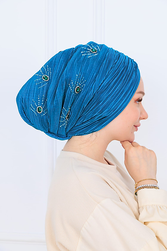 drapeli dolgulu piliseli el işlemeli bone