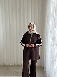 Kolları Şerit Taşlı Takım - KAHVERENGİ