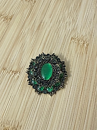 Yeşil Taşlı Oval Broş