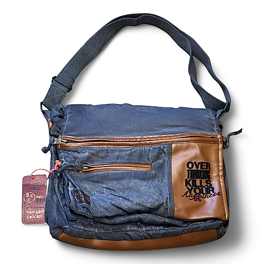 Old Cotton Vintage Salaş Kaliteli Unisex Taşlanmış Kumaş Tablet Bölmeli Okul Gezi Postacı Çantası 29x37cm