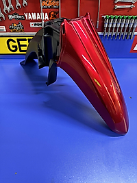 YAMAHA CRYPTON T155 ÖN CAMURLUK KIRMIZI