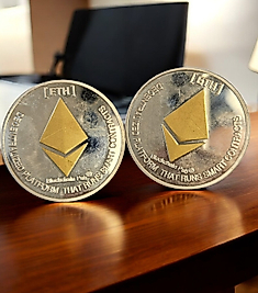 Ethereum Tasarımlı Küpe