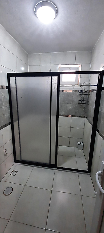 120cm ile 140 cm arası 1 sabit 1 sürgülü SİYAH profil mika duşakabin