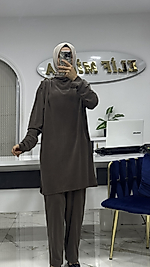 AYŞE AKAY OMUZ DETAYLI TAKIM