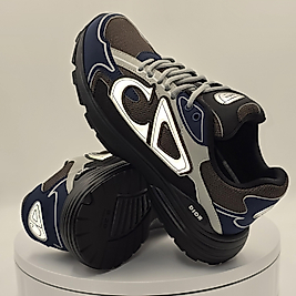 Christian Dior B30