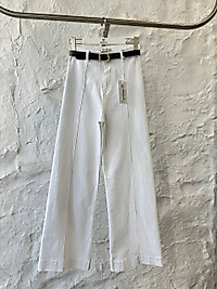 Likralı Kemerli Beyaz Jean Pantolon