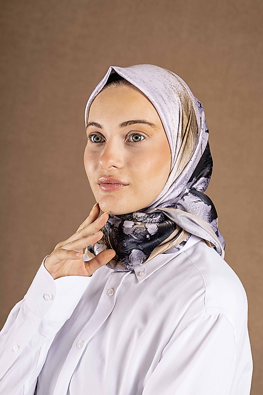 Modern Desenli Dijital Kristal Eşarp