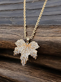 Jade'm silver yapraklı çelik kolye kadın
