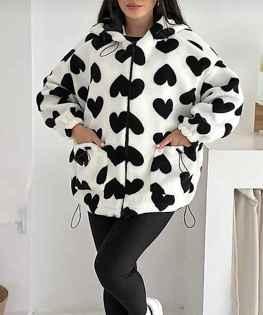 Kadın Oversize Kalp Desenli Polar Mont beyaz– Sıcak & İddialı Stil