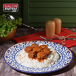 Domates Soslu Köfte & Pirinç Pilavı