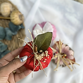 Frida Kokulu Kese, Dekoratif Obje