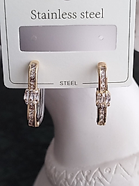Çelik Gold&Gümüş Baget Taşlı Küpe