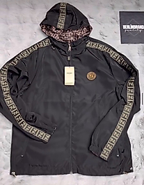 FENDİ JACKE