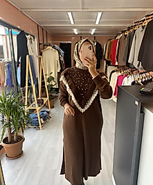 Peluş Detaylı Yırtmaç Tunik Kahverengi