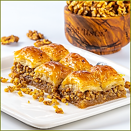 Cevizli Kare Baklava