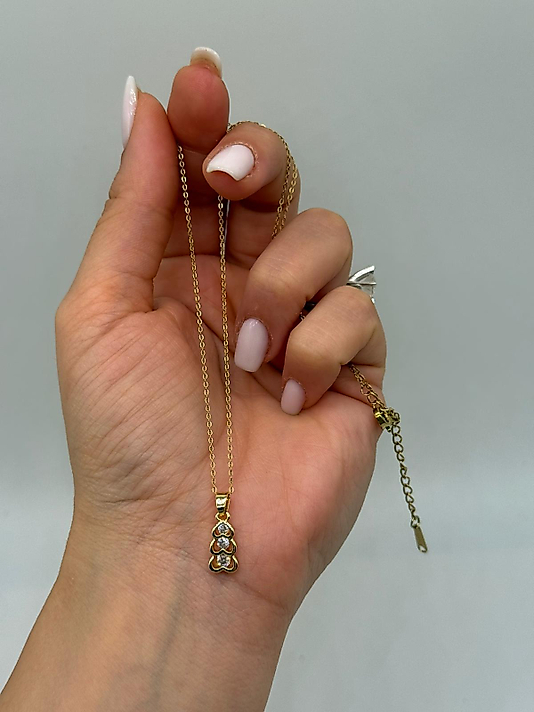 Üçlü Kalp Figürlü Kolye