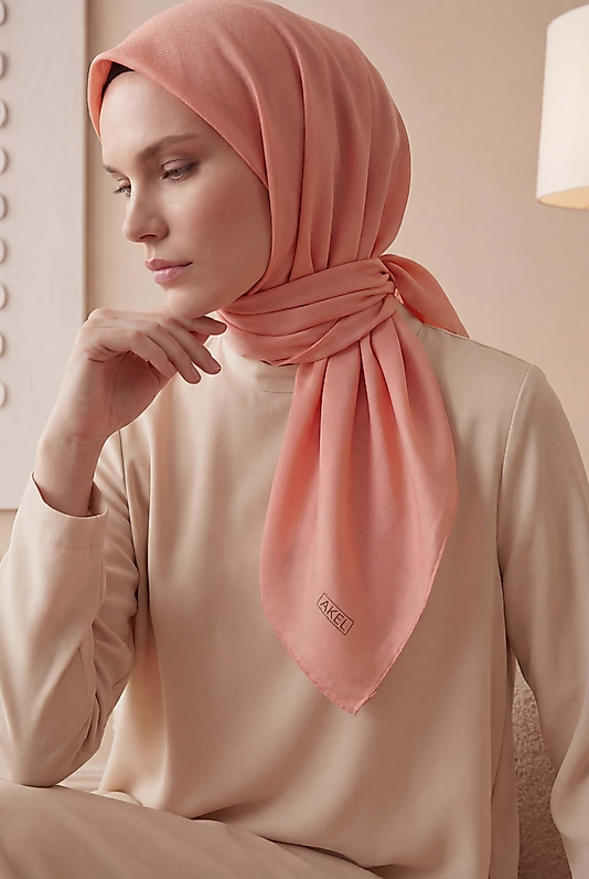 Düz Kristal Kumaş Eşarp - Kaymaz, Şık, Tok Duran | Günlük & Abiye Uyumlu