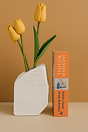 Beton Kitap Tututculu Vazo Antik Mısır Detaylı