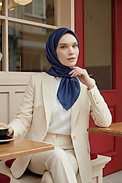Düz Kristal Kumaş Eşarp - Kaymaz, Şık, Tok Duran | Günlük & Abiye Uyumlu