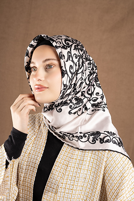 Varaklı Saten Eşarp