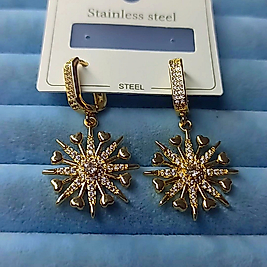 Çelik Güneş Formlu Taşlı Küpe