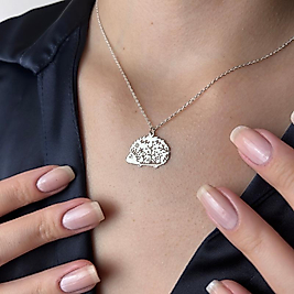 Gümüş Tonlu Kirpi Kolye – Sevimli Hayvan Figürlü Minimalist Kolye, Doğa Temalı Zarif Kadın Kolyesi, Hediye Seçeneği