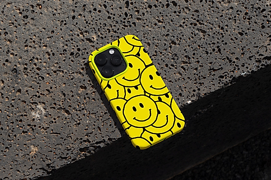 iPhone Özel Tasarım Lansman Telefon Kılıfı – Renkli ve Şık Koruma