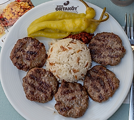 Akçaabat Köfte