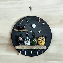 Cat Theme Stone Driftwood Painting Keychain Hanger