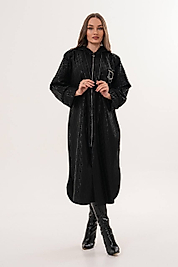 Taş Aplikeli Kapüşonlu Uzun Siyah Trenç Elbise