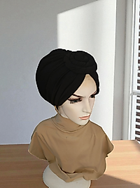 Gül detaylı dolgusuz bone