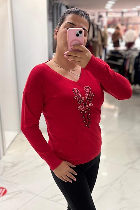 V Yaka Taş İşlemeli Kırmızı Angora Kazak