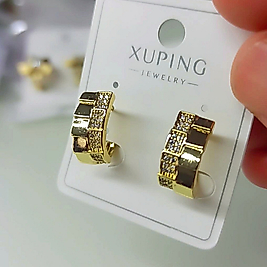 Xuping 14K Merdiven Tasarım Taşlı Küpe
