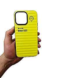 İPhone 15 Pro Max Tırtıklı Telefon Kılıfı Sarı
