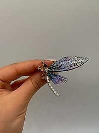 Işıltılı Kanatlı Yusufçuk Figürlü Zarif Broş
