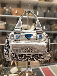 Bayan El Ve Çapraz Askılı Çanta