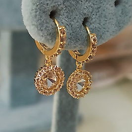 Pirinç Gold Kaplama Taşlı Sallantılı Küpe
