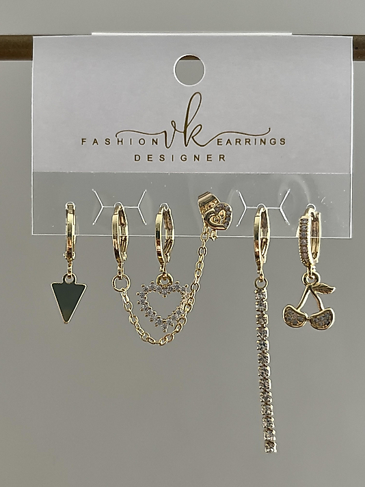 Gold 6’lı Kiraz Küpe ( ÇELİK DEĞİLDİR)