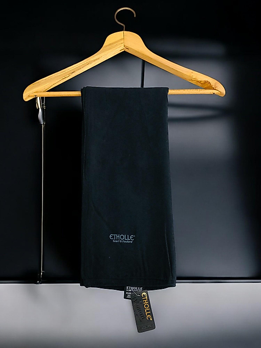 Etholle Valeria Şal