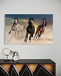 Kahverengi Üç Atlı Cam Tablo