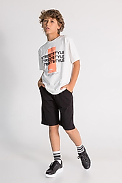 Erkek şortlu tişört takım