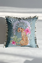 Leopar Desenli Fırfırlı Kırlent