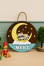 Ay Üstünde Uykucu Rakun Kapı Süsü