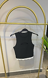 Göğüs Pencereli Beli Gipür Detaylı Tasarım Body