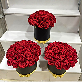 Kutuda Kırmızı Gül Aranjmanı