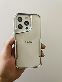 İPhone 16 Pro Silikon Gümüş Telefon Kılıfı
