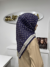 LA BOUTIQUE GÜZ EŞARP