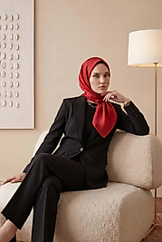 Düz Kristal Kumaş Eşarp - Kaymaz, Şık, Tok Duran | Günlük & Abiye Uyumlu