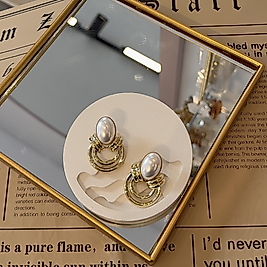 Beyaz Hareki Gold Küpe