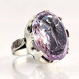 AMETİSTİN IŞIĞINDA GÖKLERİN TANRIÇASI İNTAGLİO YÜZÜK